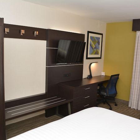 Holiday Inn Express & Suites Waterville - North By Ihg Luaran gambar