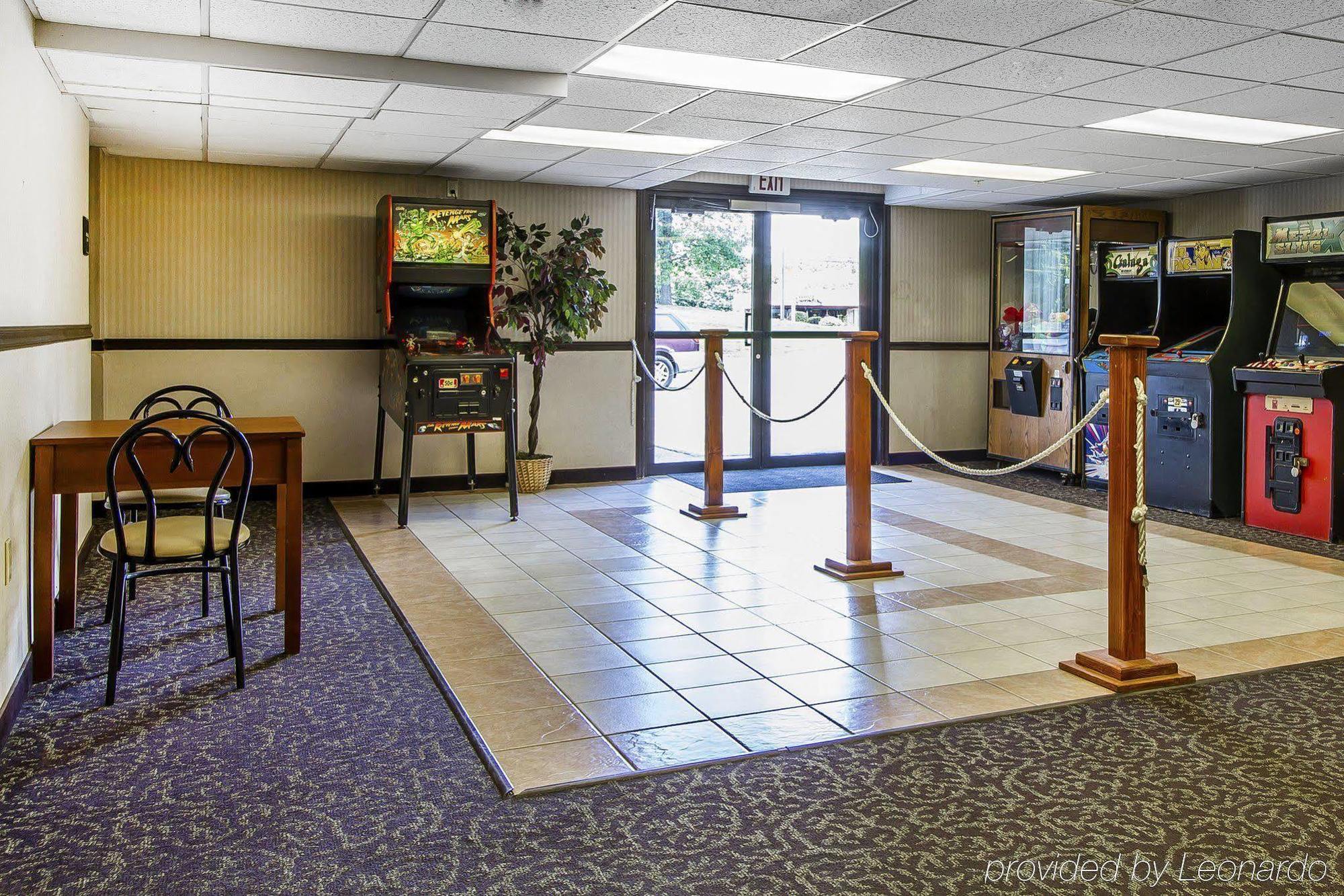 Holiday Inn Express & Suites Waterville - North By Ihg Luaran gambar